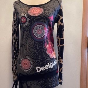 Desigual black and red contemporary top from Spain very small.